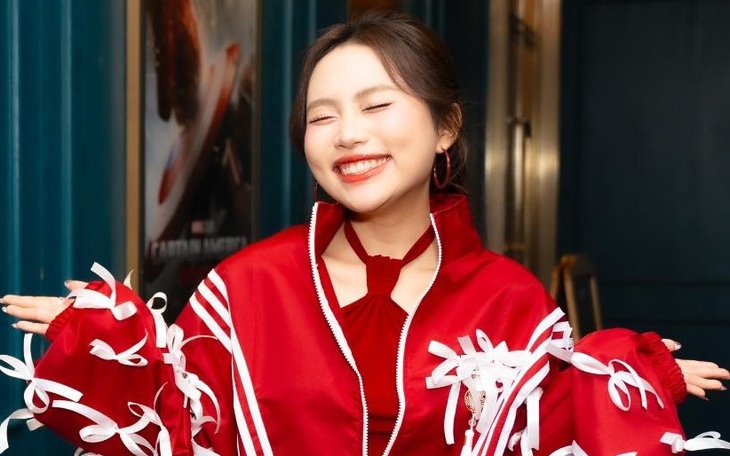 'Em xinh' Phương Mỹ Chi chào sân Cbiz - Ảnh 6.