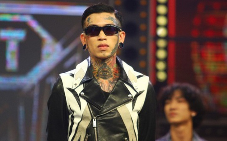 Nghệ sĩ hài Xuân Hinh gây sốt khi đóng MV của Hòa Minzy - Ảnh 4.