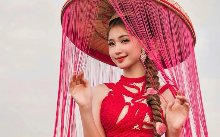 Mẹ hoa hậu Thùy Tiên lên tiếng giữa ồn ào con gái quảng cáo lố - Ảnh 2.