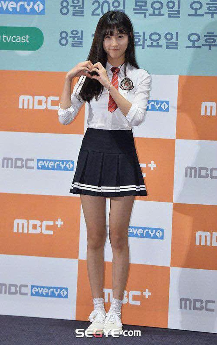 Netizen 'nhiệt tình' đào lại hình ảnh Kim Sae Ron năm 15 tuổi - Ảnh 6.