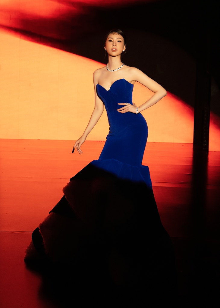 Bùi Quỳnh Hoa 'chơi chiêu', khiến các mentor khác choáng ngợp trước màn chọn đội - Ảnh 1.