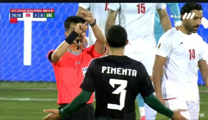 Trận đấu vòng loại World Cup 2026 phá kỷ lục đá bù giờ - Ảnh 1.