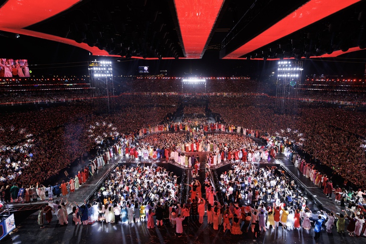  'Anh trai vượt ngàn chông gai': 'Cơn địa chấn' cảm xúc khuấy đảo giới trẻ Sài Gòn - Ảnh 11.