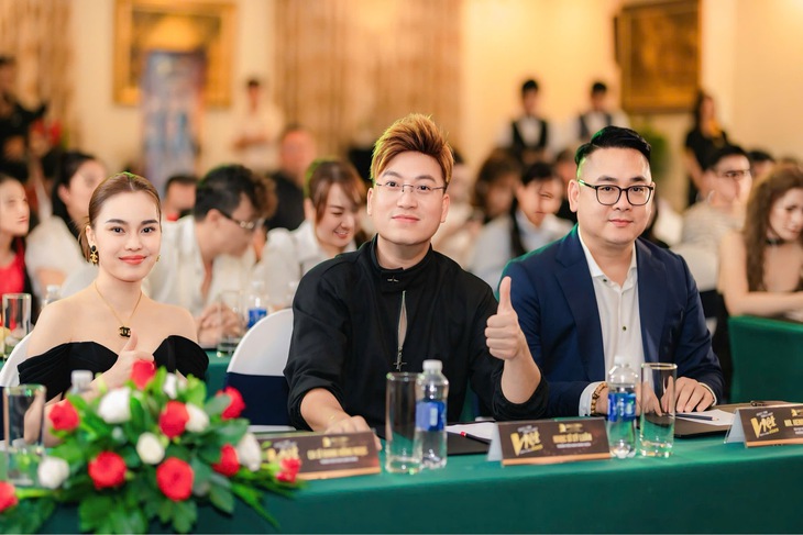 Lưu Thiên Hương sẵn sàng thẳng tay với học trò tại Tiếng hát Việt toàn cầu - Ảnh 3.