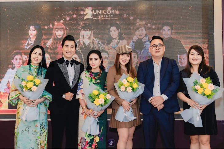 Lưu Thiên Hương sẵn sàng thẳng tay với học trò tại Tiếng hát Việt toàn cầu - Ảnh 1.