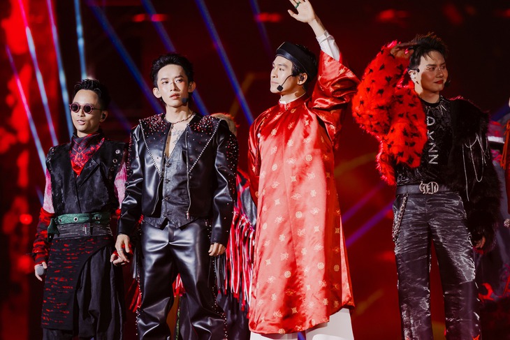  'Anh trai vượt ngàn chông gai': 'Cơn địa chấn' cảm xúc khuấy đảo giới trẻ Sài Gòn - Ảnh 19.