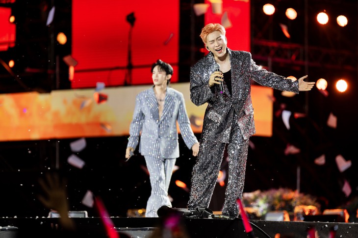  'Anh trai vượt ngàn chông gai': 'Cơn địa chấn' cảm xúc khuấy đảo giới trẻ Sài Gòn - Ảnh 18.