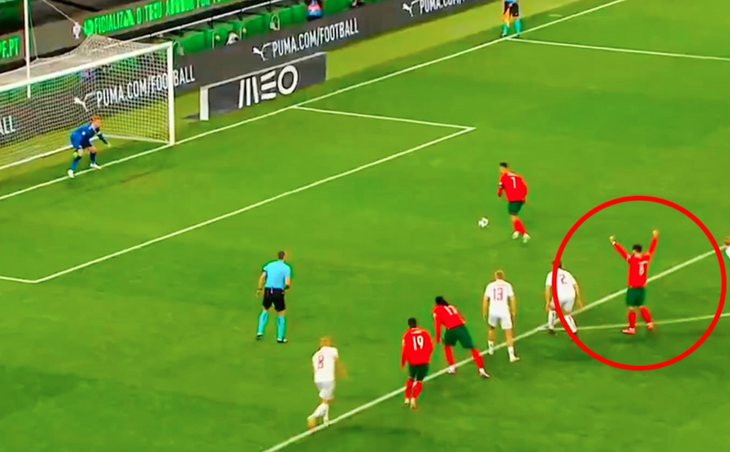 Bruno mừng trước, Ronlado ‘bước không qua’ - Ảnh 1.