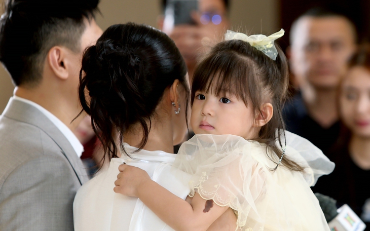 Lê Dương Bảo Lâm diễn cảnh khóc lóc, diễn viên thực lực sao vẫn ế - Ảnh 4.