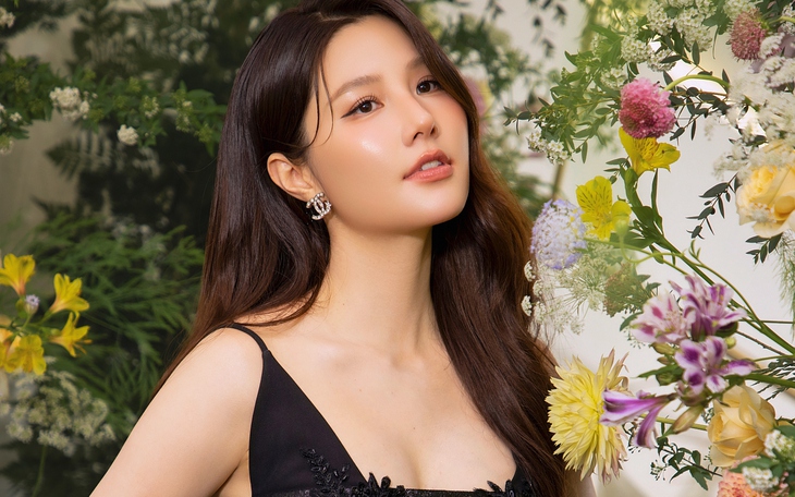 Hoa hậu Nông Thúy Hằng gây bất ngờ với vai trò mới - Ảnh 11.