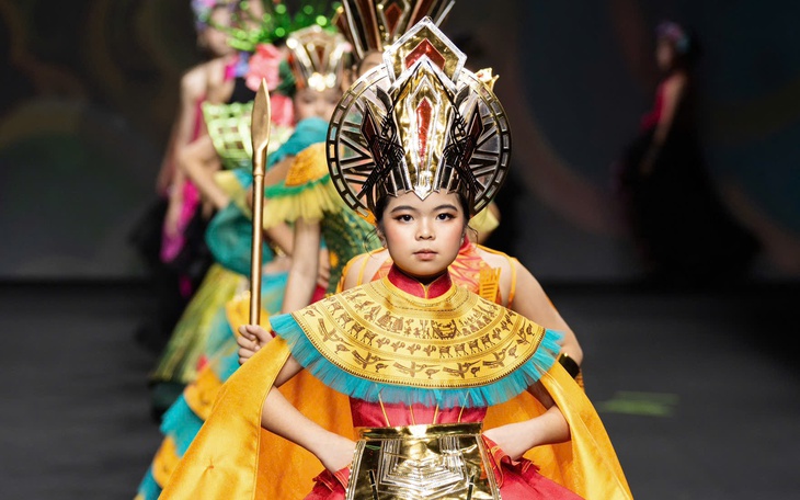 Phan Mạnh Quỳnh làm nghệ sĩ dễ dàng hơn làm bố  - Ảnh 3.