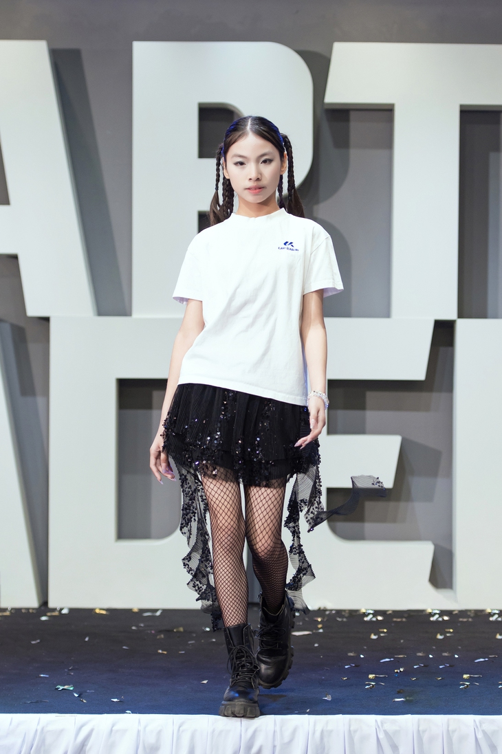 Nông Thúy Hằng - Ảnh 5.