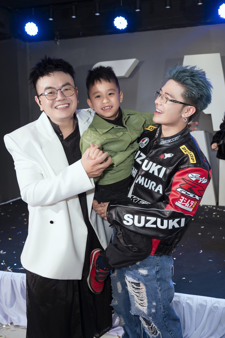 Hoa hậu Nông Thúy Hằng gây bất ngờ với vai trò mới - Ảnh 2.