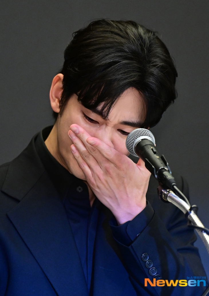 Kim Soo Hyun - Ảnh 3.