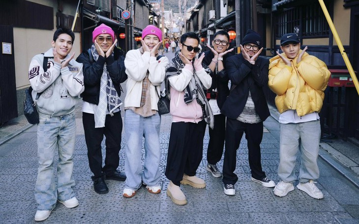 Đông Nhi 'thả xích' album vol.4, fan đứng ngồi không yên - Ảnh 3.