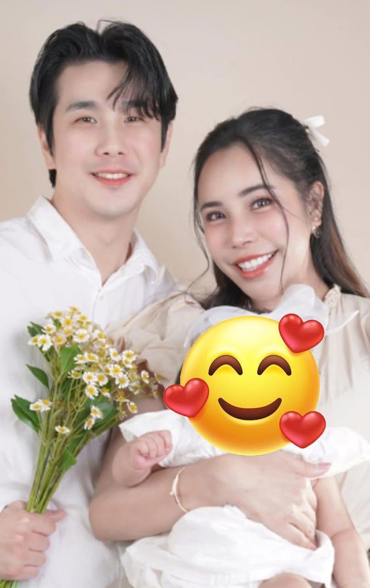 Nhảy qua cây cầu nối 2 tòa nhà bị gãy để tìm vợ con giữa động đất - Ảnh 1.