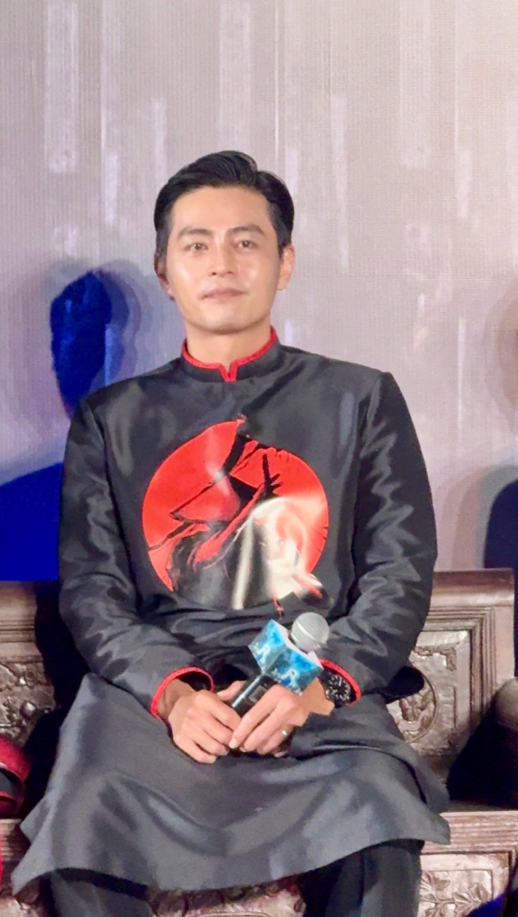 Quốc Huy tiết lộ áp lực khi đóng 'Thám tử Kiên' của Victor Vũ - Ảnh 1.