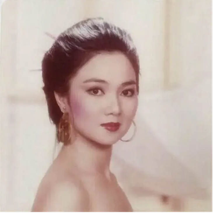 Mỹ nhân phim 'Dì ghẻ' Bạch Băng Băng thụ tinh 16 lần trong 7 năm - Ảnh 2.