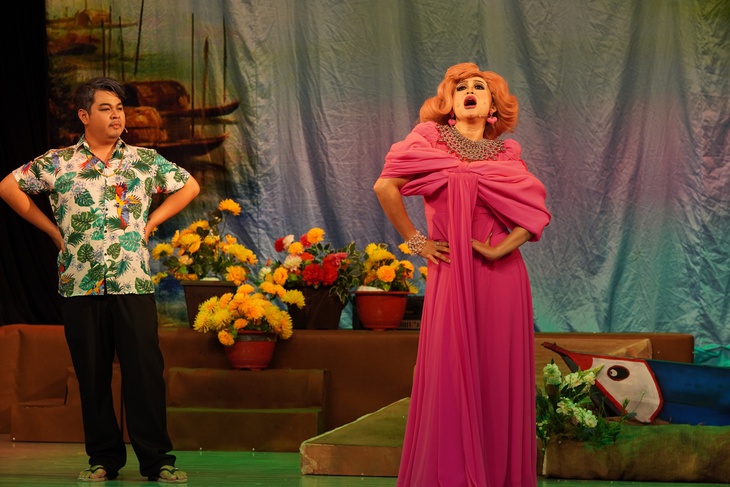 Việt Hương - Ảnh 2.