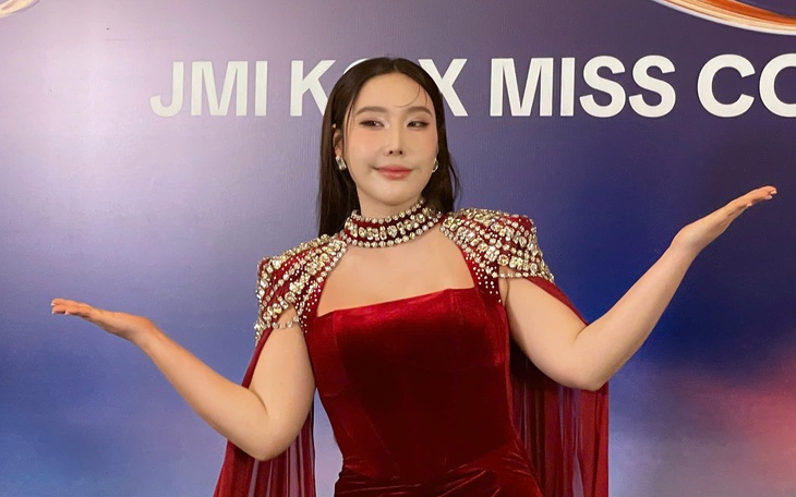 Nữ ca sĩ hát 'Viết tiếp câu chuyện hòa bình' vượt mốc 2 tỷ lượt xem là ai? - Ảnh 5.