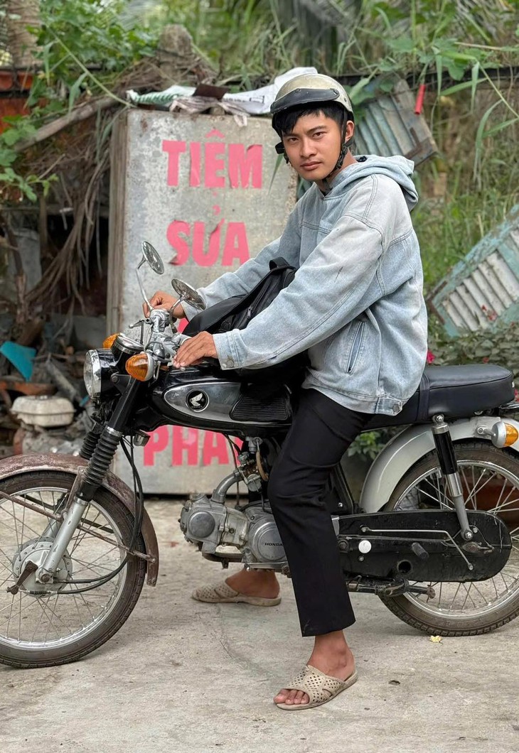 Lê Tuấn Khang lên xu hướng vì ‘không biết chữ’ - Ảnh 2.