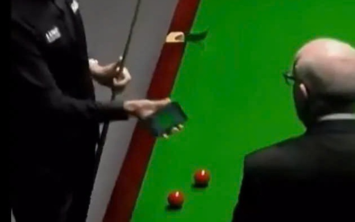 Aryna Sabalenka ‘gọi VAR’ bằng iPhone giữa sân đấu - Ảnh 5.