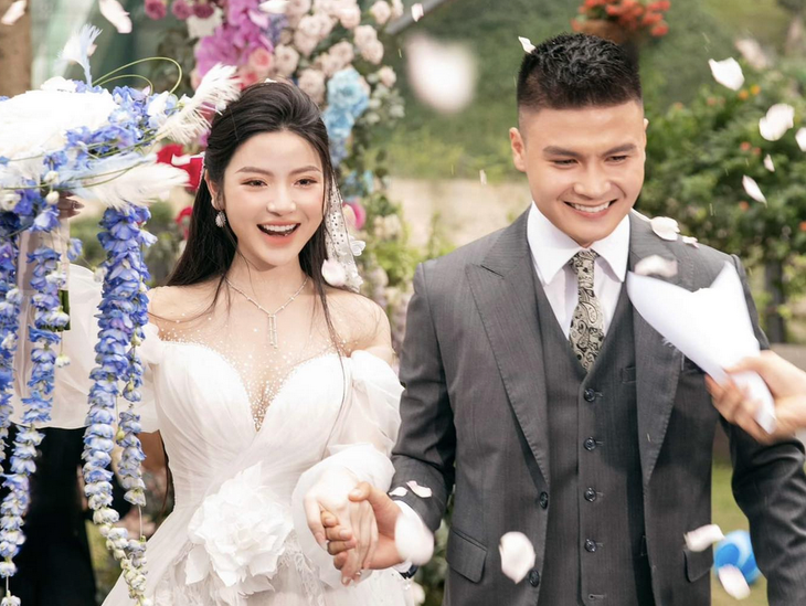 Trước khi bị tố cáo, Chu Thanh Huyền từng ví mình 'là rồng, hổ' - Ảnh 1.