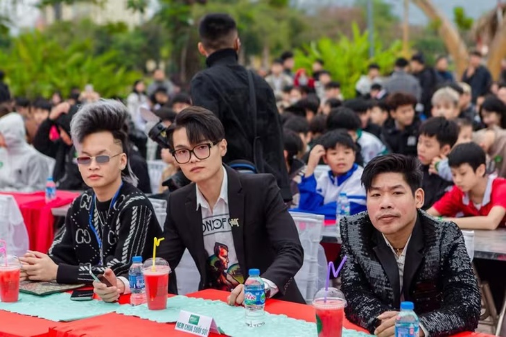 chiêu trò - Ảnh 2.