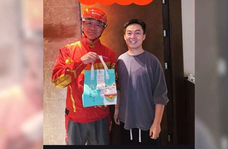 tỉ phú công nghệ - Ảnh 1.