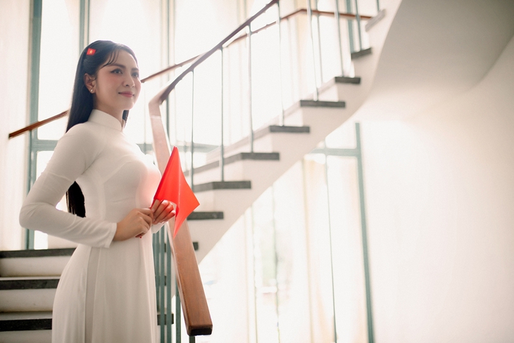 Duyên Quỳnh - Ảnh 2.