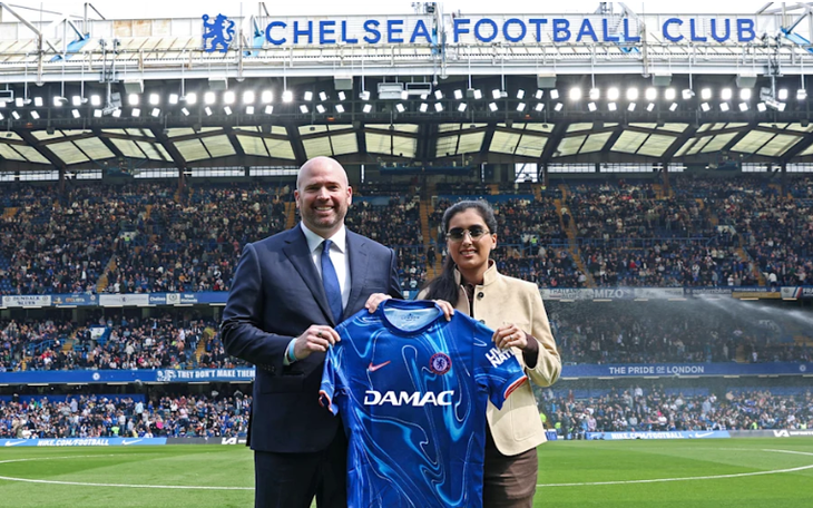 Toni Kroos trở lại sân cỏ làm... trọng tài! - Ảnh 4.