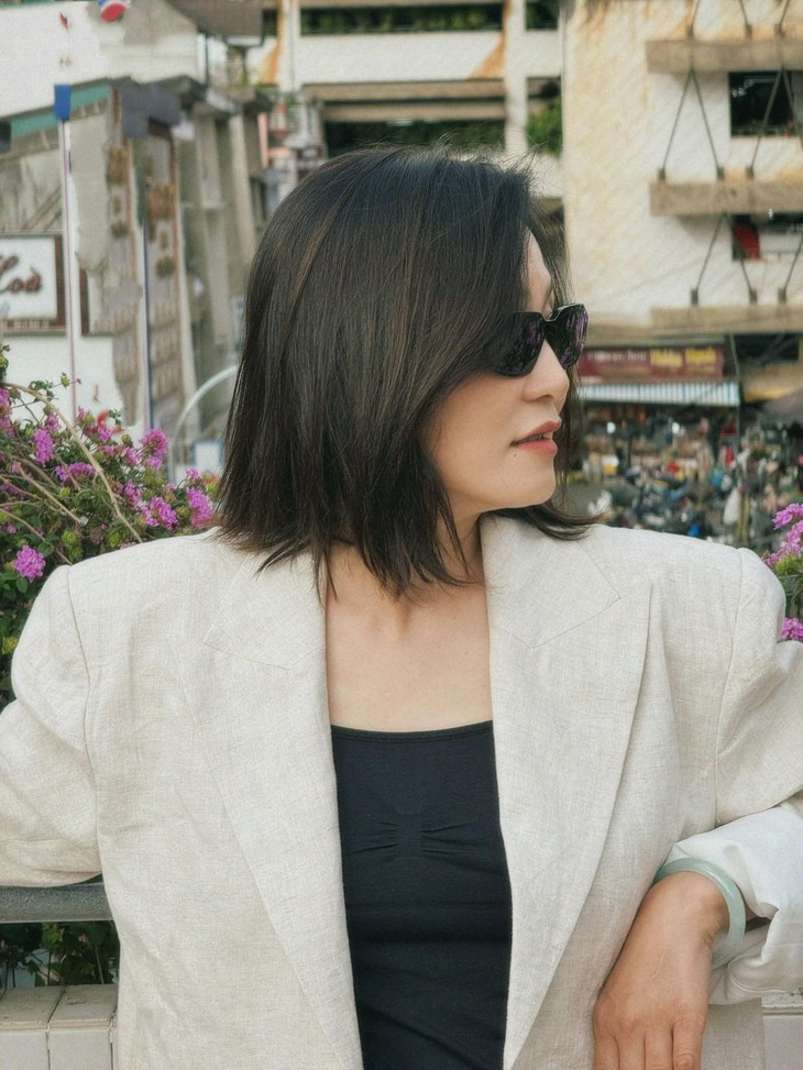 Hồng Đào - Ảnh 1.