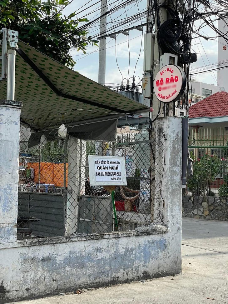 Ảnh vui 7-4: Chủ quán hải sản uy tín top 1 thế giới - Ảnh 1.