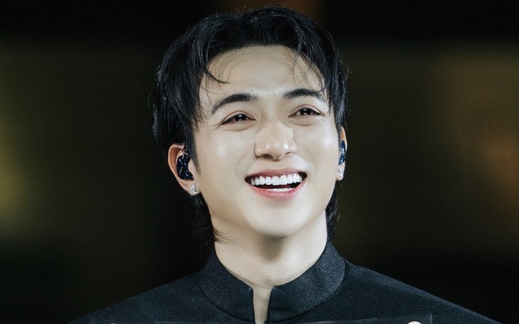 Nhà mốt Công Trí đưa báu vật của ngành dệt 'Lãnh Mỹ A' lên tạp chí Vogue - Ảnh 20.