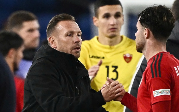 Emiliano Martinez bị “cà khịa” sau khi Aston Villa thua PSG - Ảnh 5.