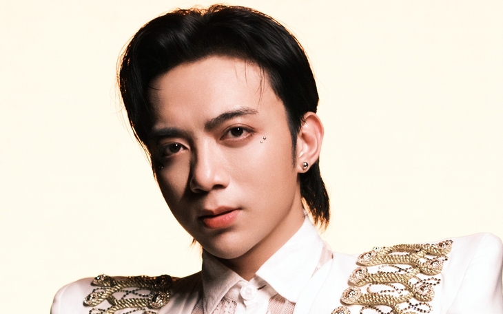 Khoảnh khắc 'mắc cỡ vô cùng' của Soobin Hoàng Sơn tại concert - Ảnh 4.