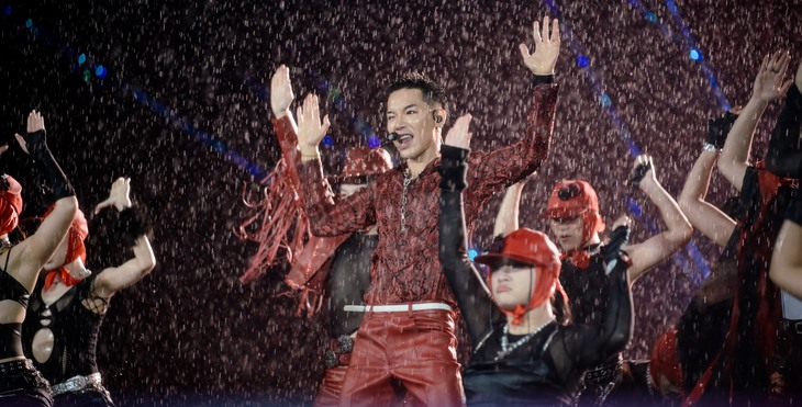 Review concert 'Anh trai say hi' ướt át nhất lịch sử  - Ảnh 5.