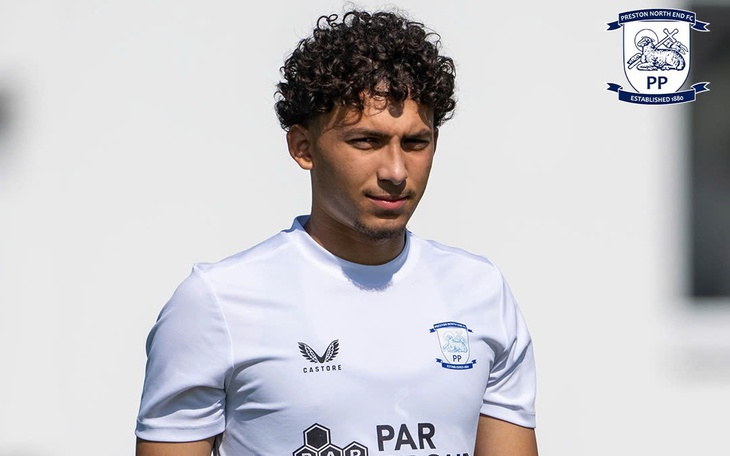 Hot girl sân cỏ Madelene Wright khoe sắc dưới nắng vàng khiến fan ‘ngộp thở’ - Ảnh 5.