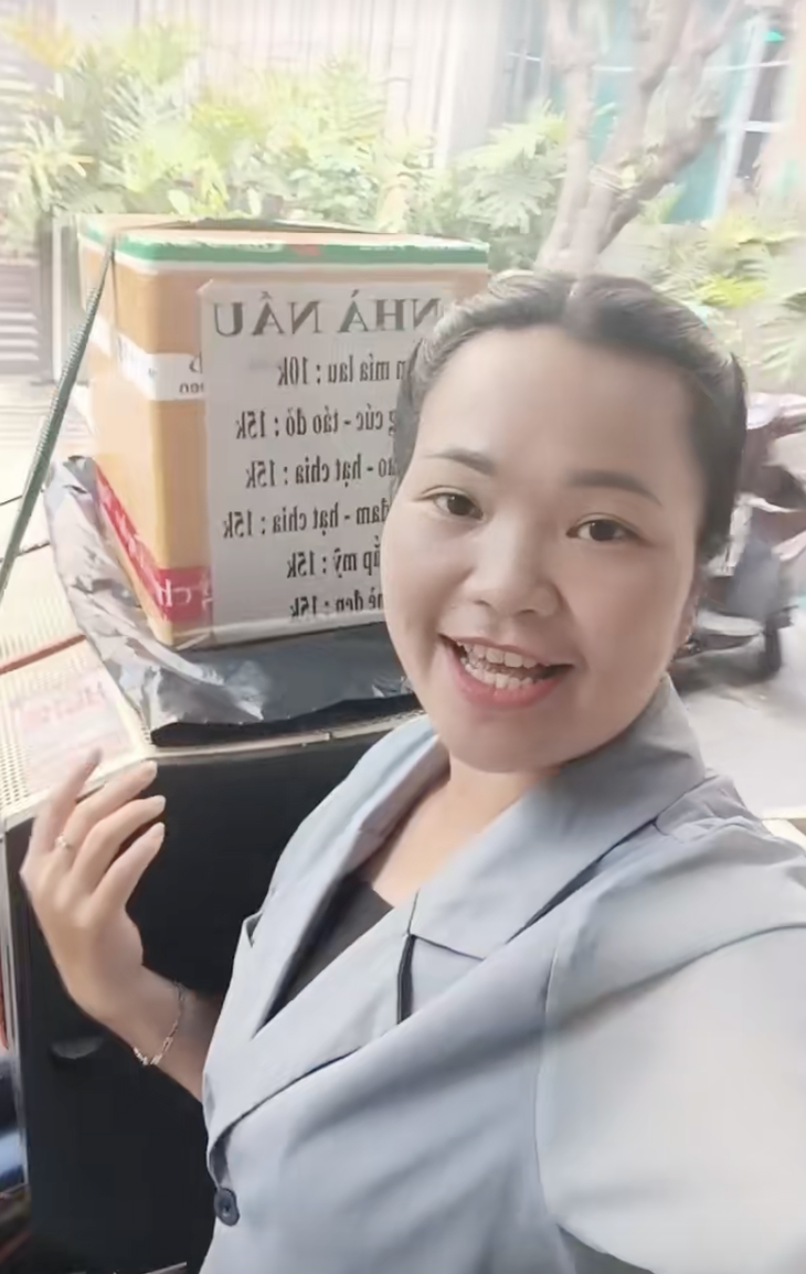 bán hàng rong - Ảnh 1.