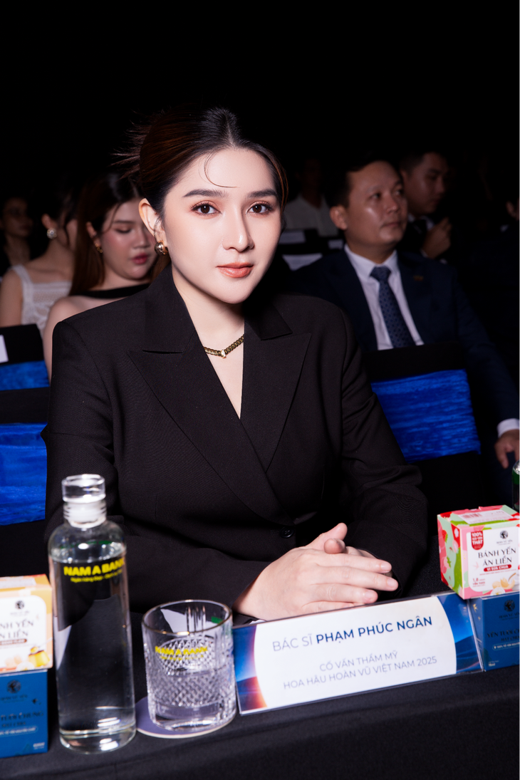 Bác sĩ Phạm Phúc Ngân - Ảnh 5.