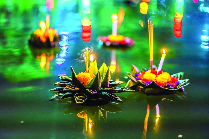 lễ hội hoa đăng - Ảnh 2.
