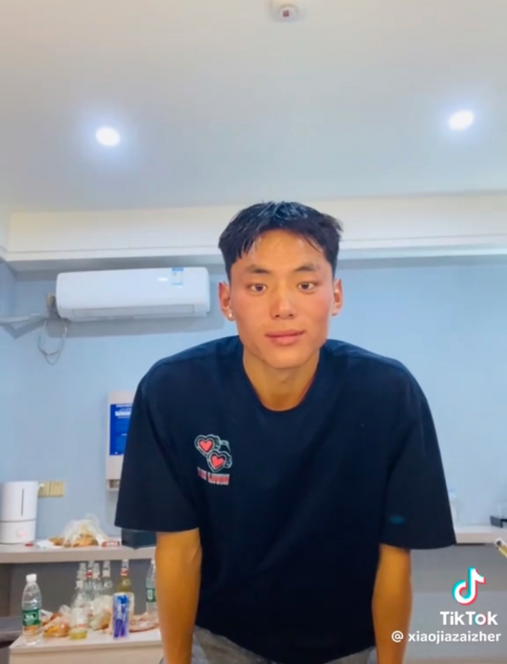 Nam sinh Tây Tạng - Ảnh 4.