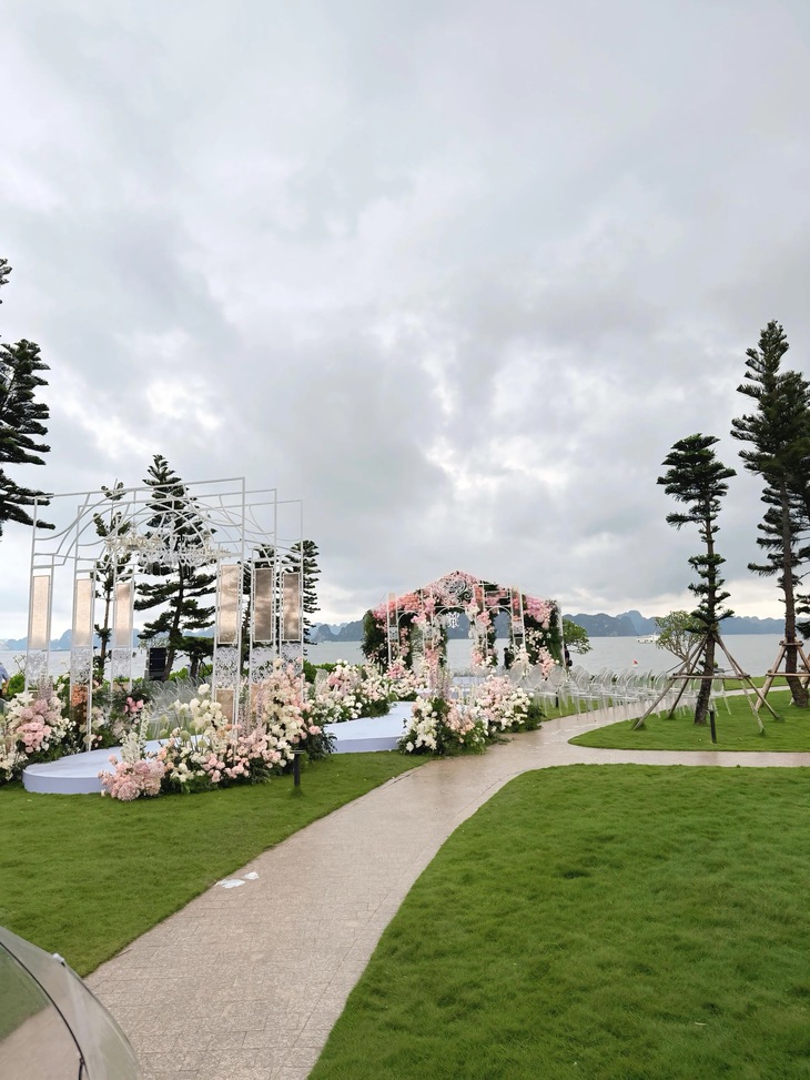 Lần đầu lộ chân dung chồng doanh nhân của Hồ Quỳnh Hương - Ảnh 3.