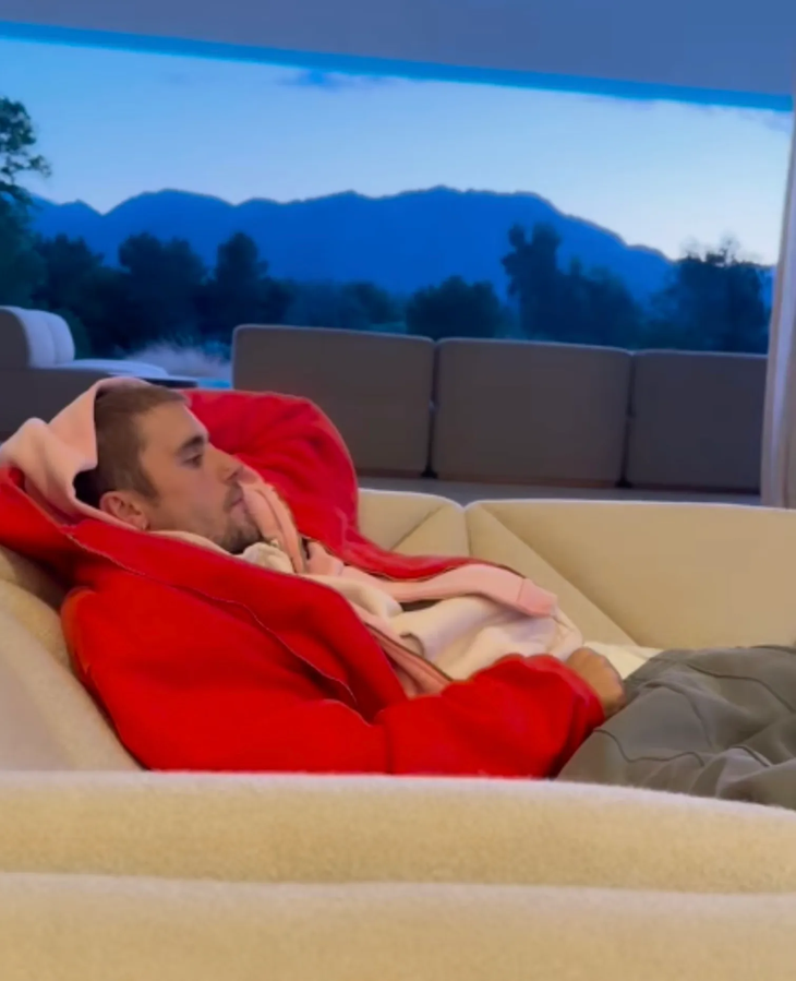 Justin Bieber lâm vào cảnh nợ nần chồng chất - Ảnh 2.