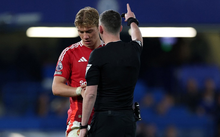 Thủ môn Henderson chiếm spotlight trận chung kết FA Cup - Ảnh 5.