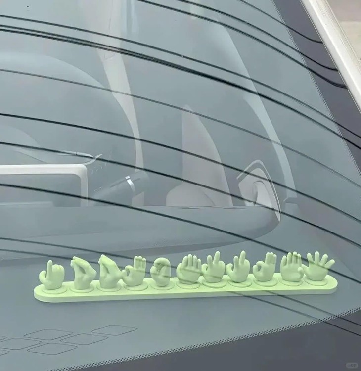 Ảnh vui 19-5: Thực đơn quen thuộc của một 'đám giỗ bên cồn' - Ảnh 3.