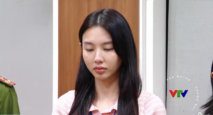 Hoa hậu Thuỳ Tiên - Ảnh 1.