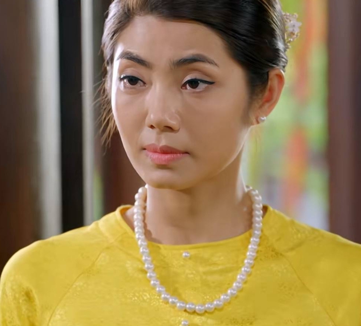 Chiếc vòng ngọc bích - Ảnh 1.