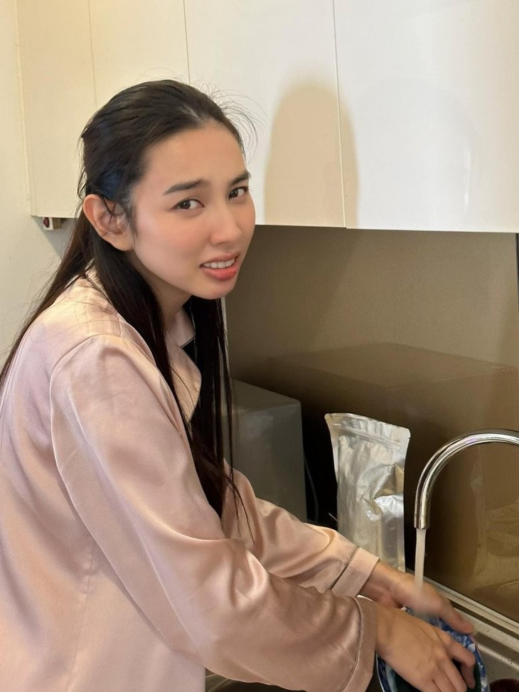 Không gian sống của Thùy Tiên được dân mạng đào lại - Ảnh 3.