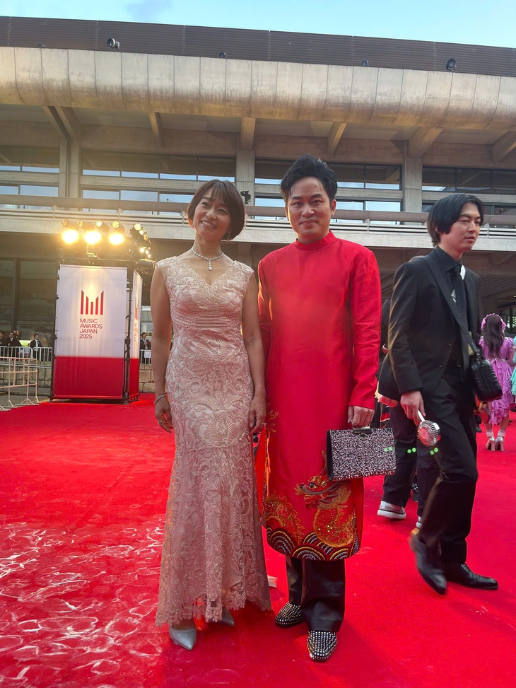 Tùng Dương - Ảnh 4.